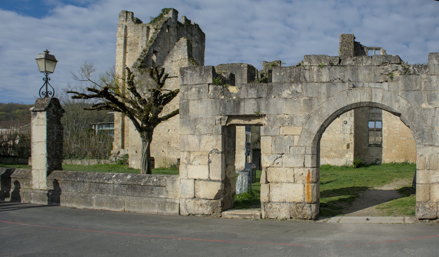 Château Barrière - entrée du site