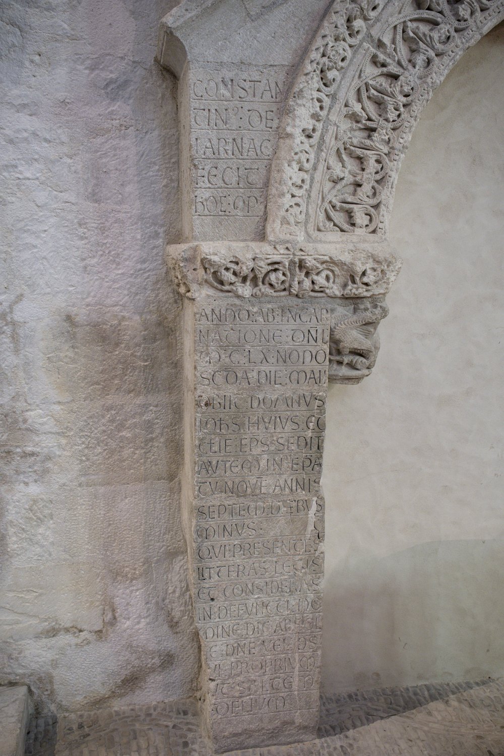 Eglise Saint- Etienne - Vestiges de l'ancien temple gallo-romain